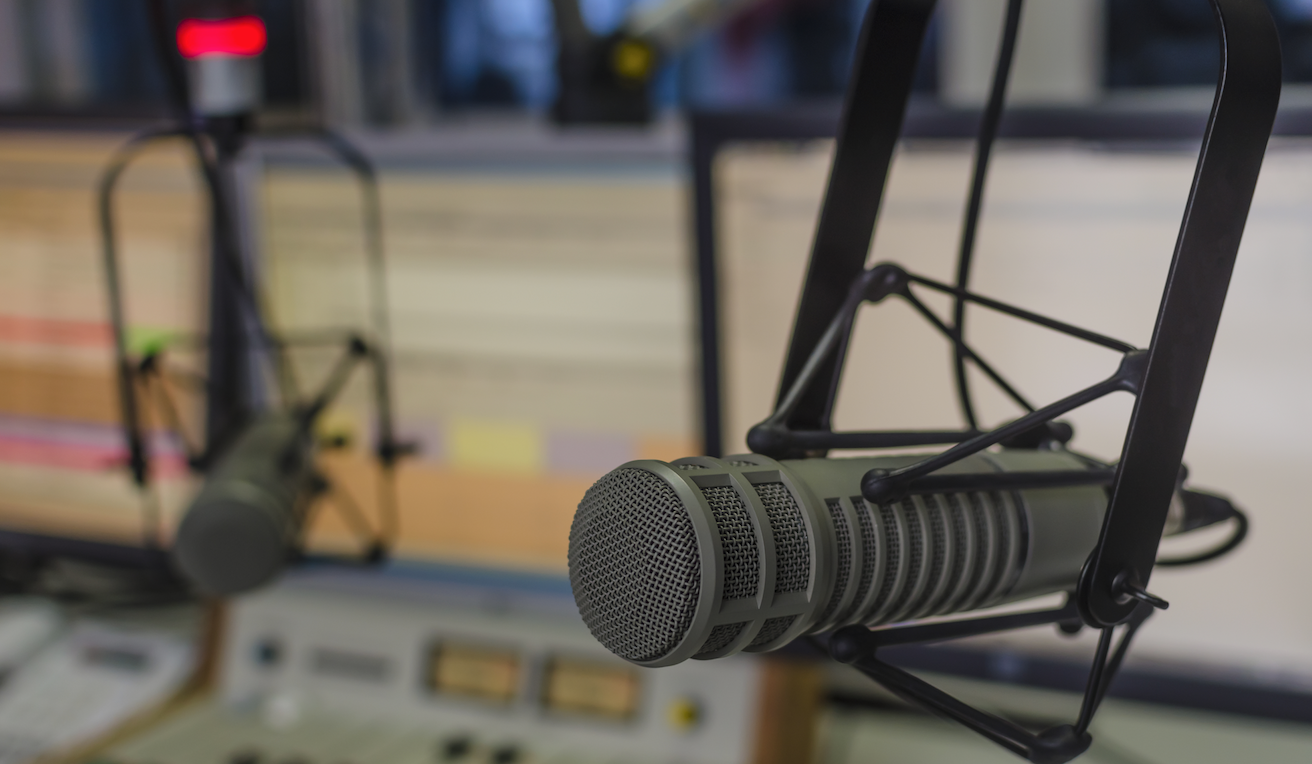 The Stress Expert: Your Brain is Like a Phone Battery! (9 Ways to Instantly Recharge)