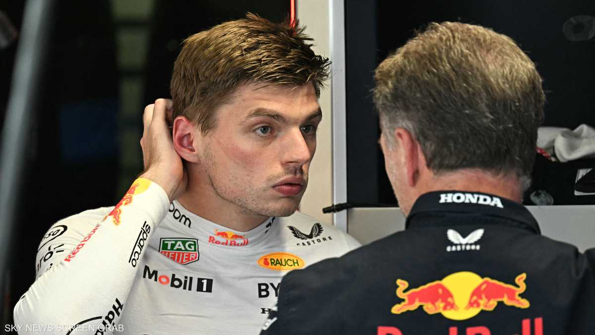 بسبب &quot;كلمة نابية&quot;.. بطل فورمولا 1 يهدد بترك اللعبة